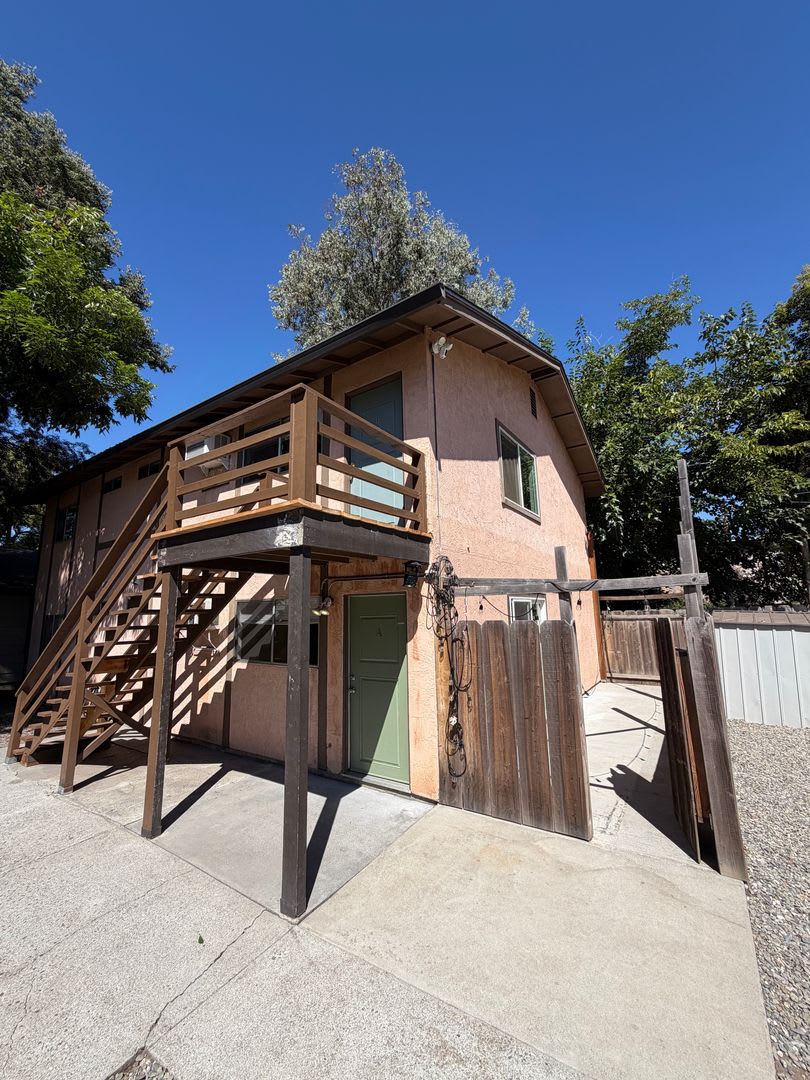 1448 Warner St – photo 1