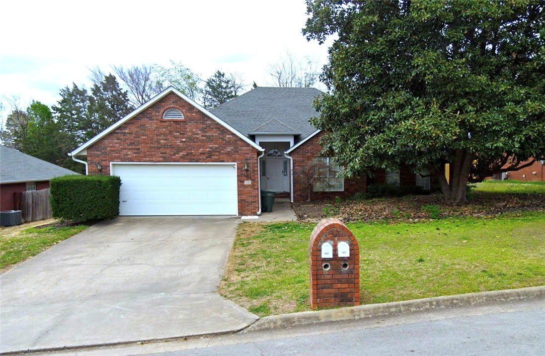 1826 N Glenbrook Place – photo 1