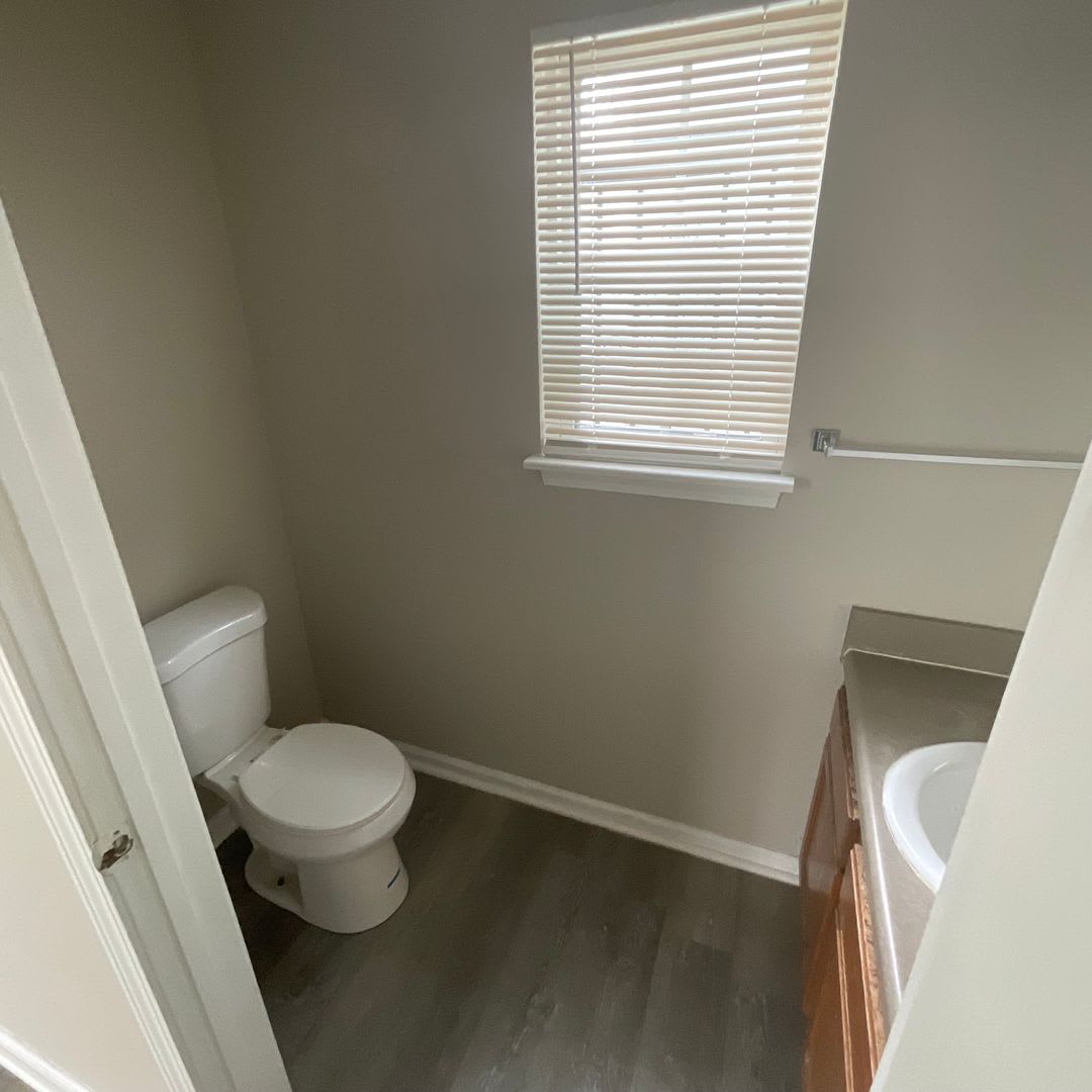 3 Bed 1.5 bath Home for Rent – photo 4