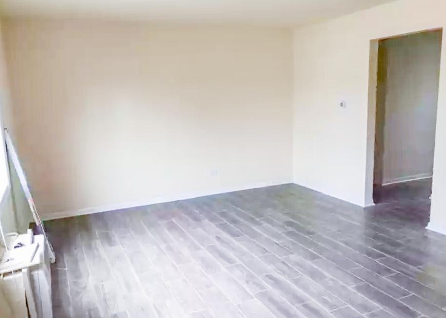 1304 Carol St. – photo 4