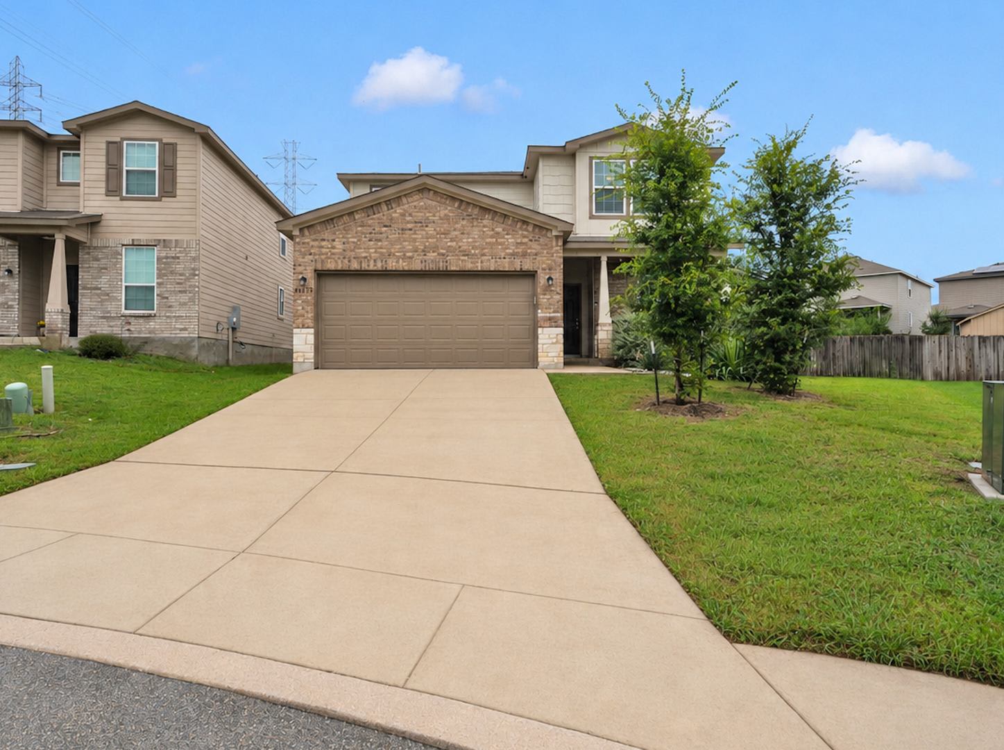 Charming 4-Bedroom Home in Cinco Lakes – Community Amenities & Prime Location! – photo 1