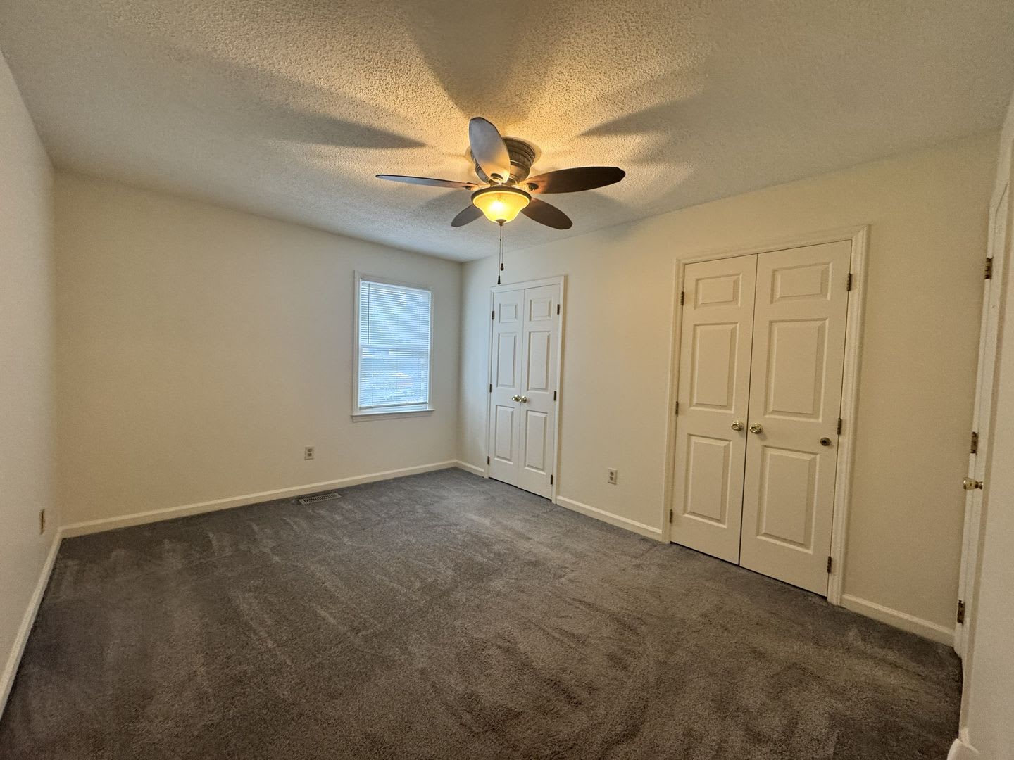 ****** HALF OFF FIRST FULL MONTH OF RENT!! ****** – photo 5