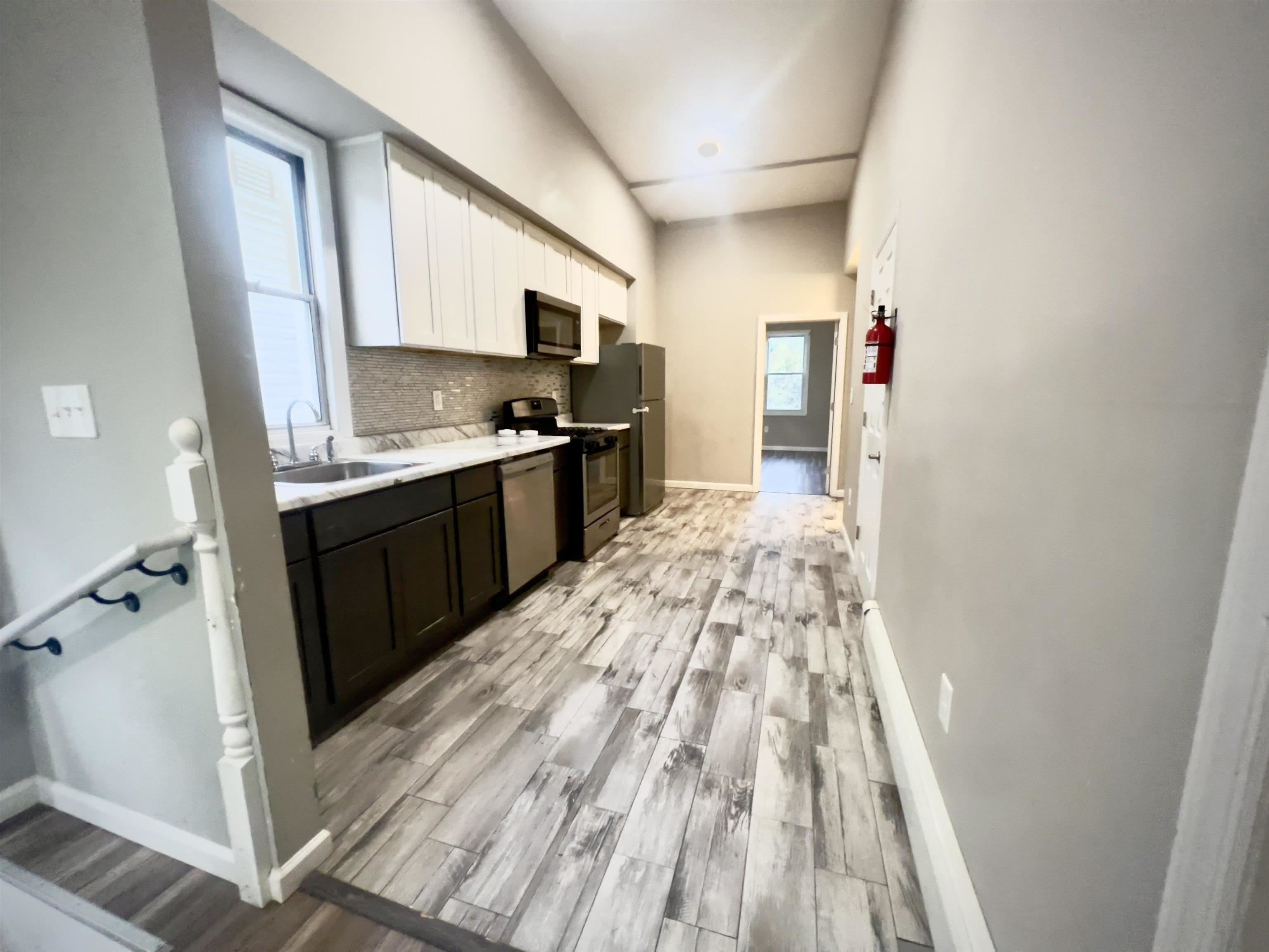 314 DUNCAN AVE – photo 1