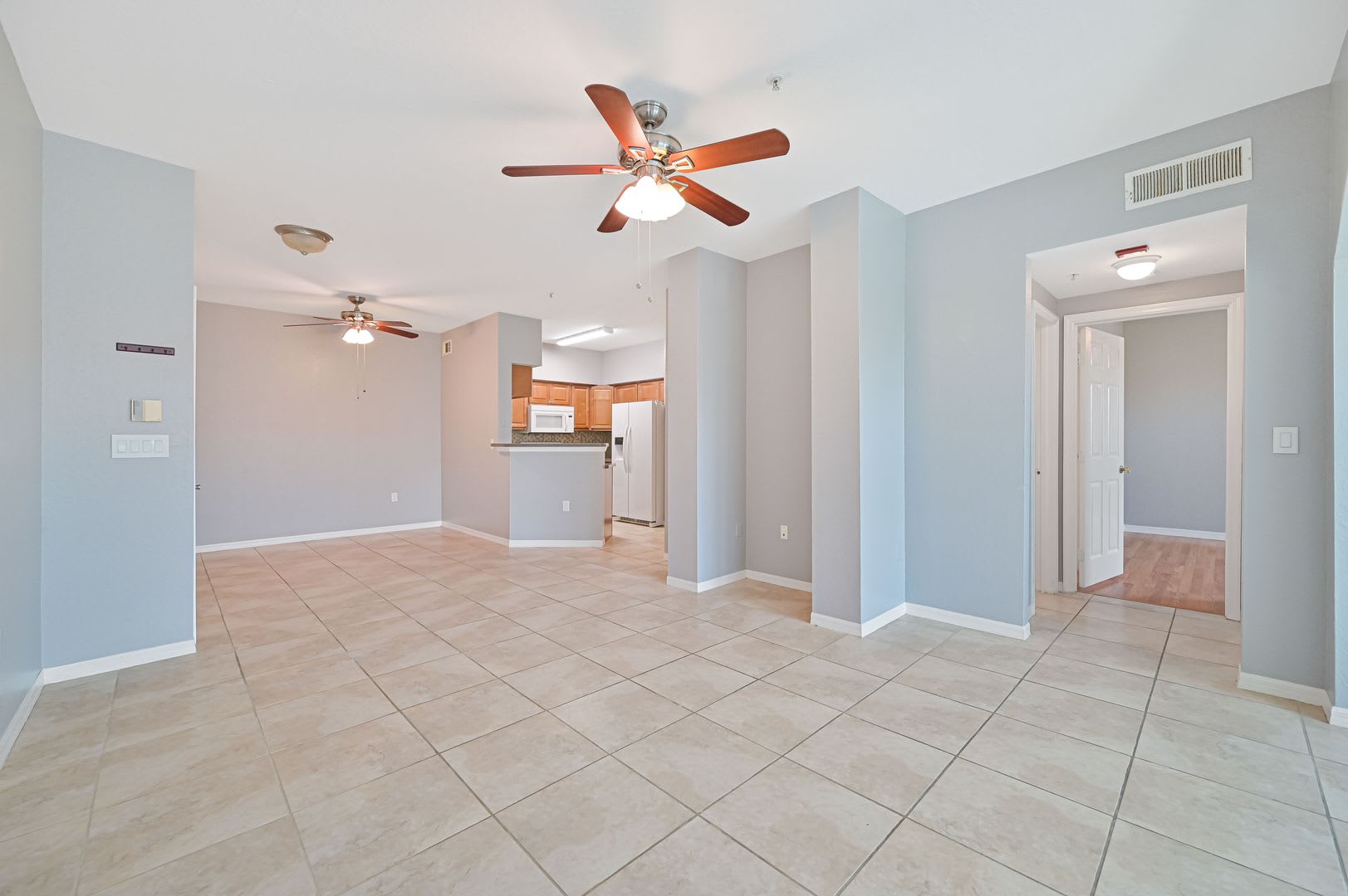 Now Available! 2 bed 2 bath condo in The Tides at Pelican Landing! – photo 5