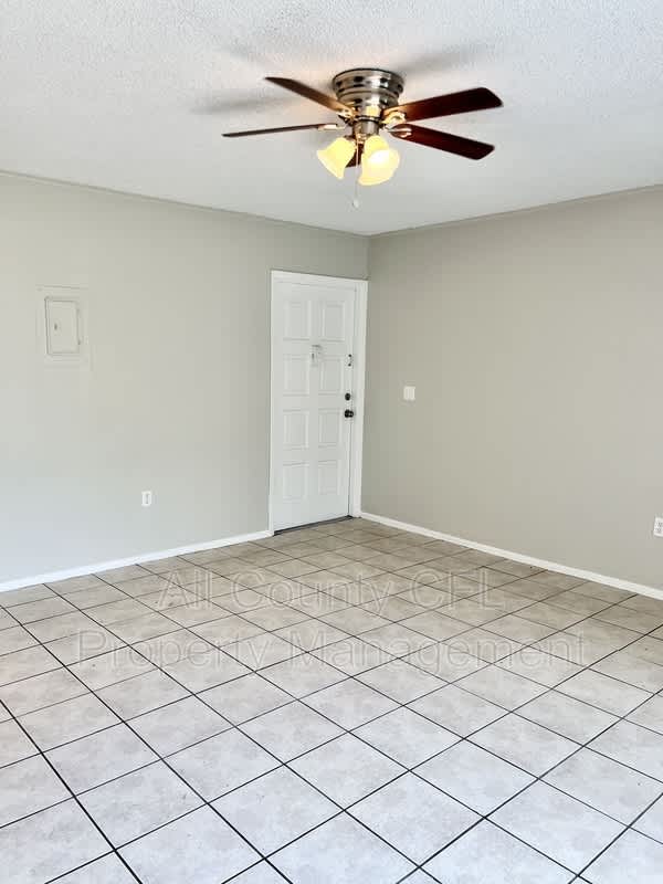 6065 Village Circle – photo 5