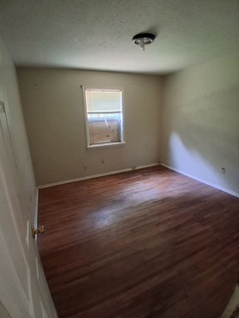 HALF OFf MOVE-IN SPECIAL AVAILABLE!!!!! – photo 4