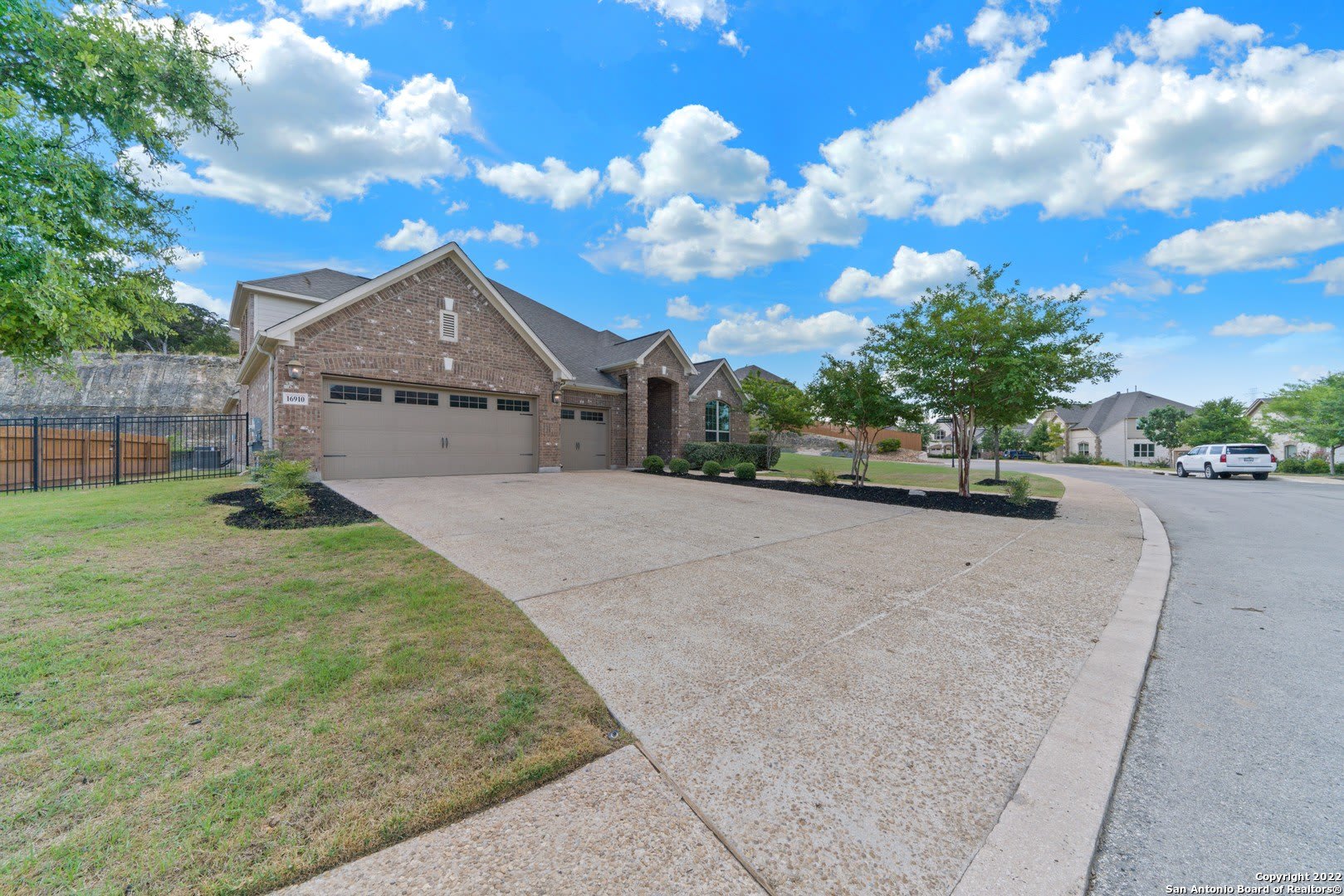 16910 Sonoma Ridge – photo 2