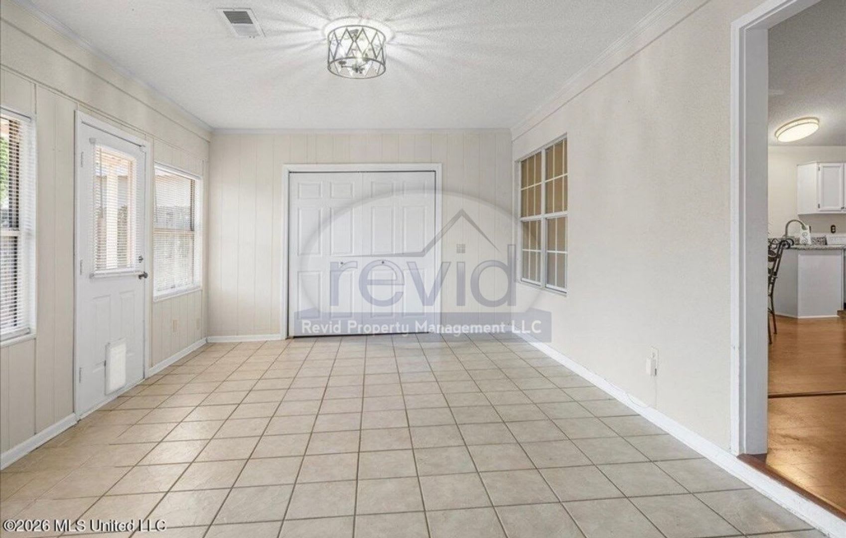 7194 Atterbury Cir E – photo 4