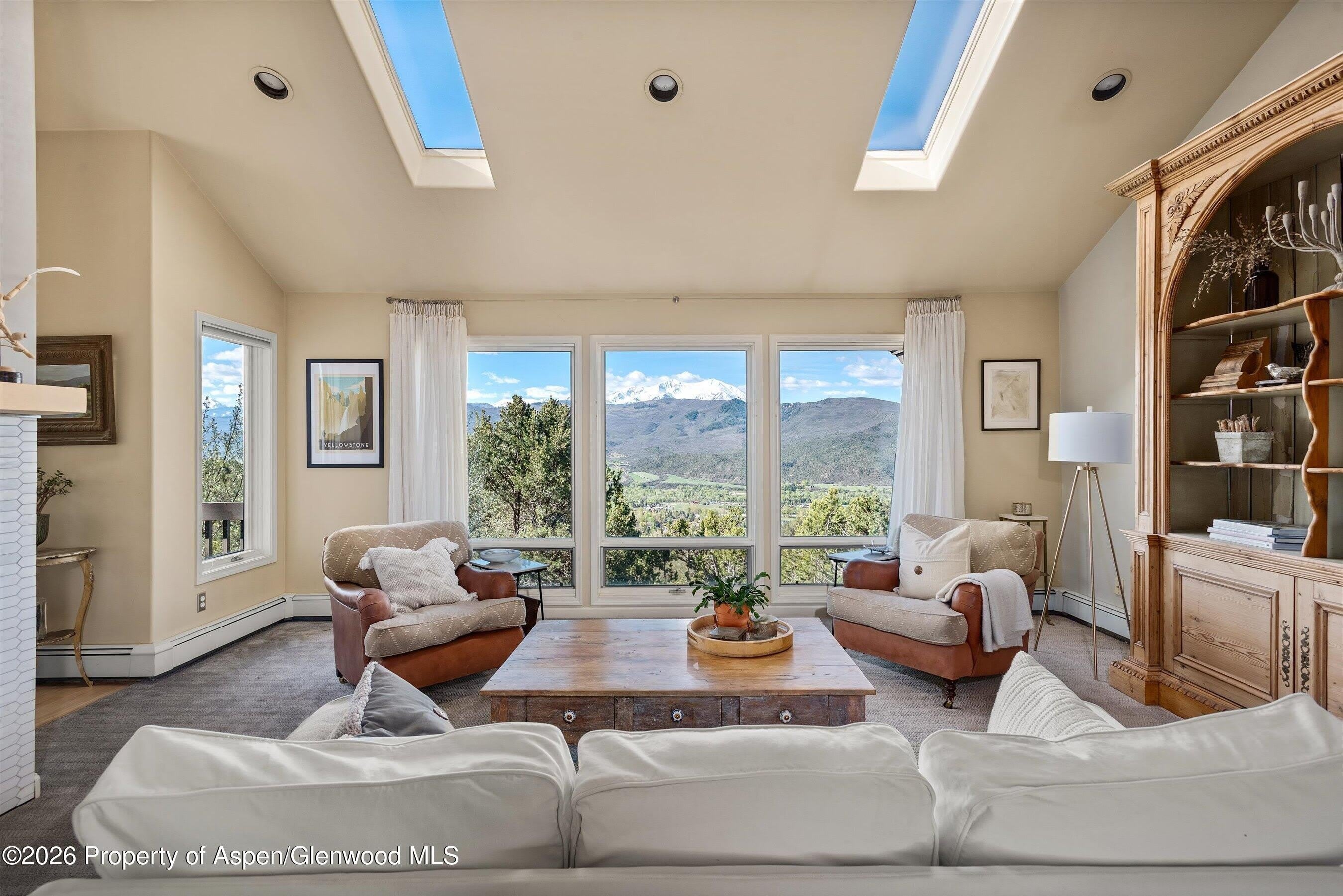 258 Caballo Street – photo 2