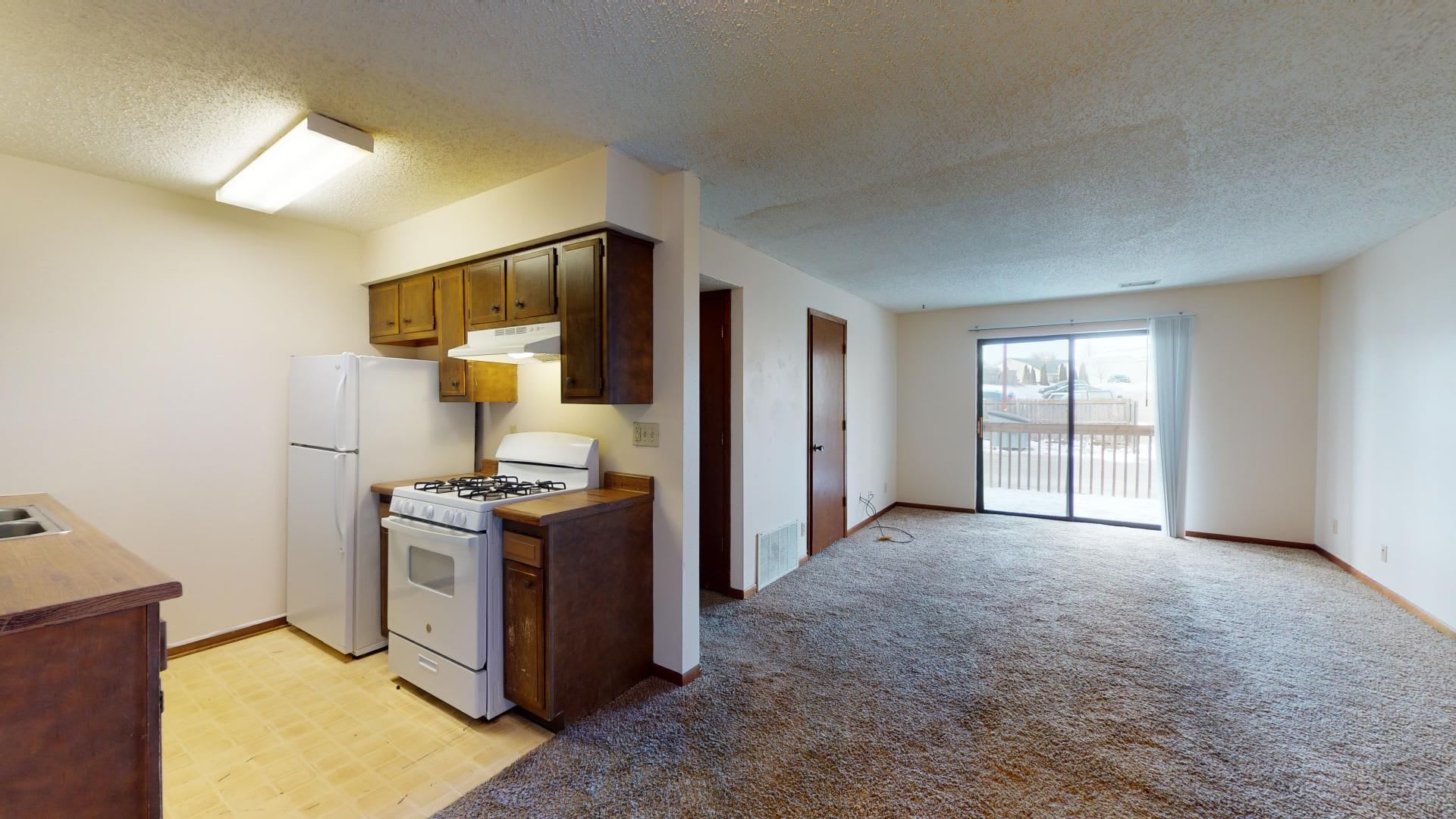 Beautiful Location with Lots of Trees and Greenspace – photo 3