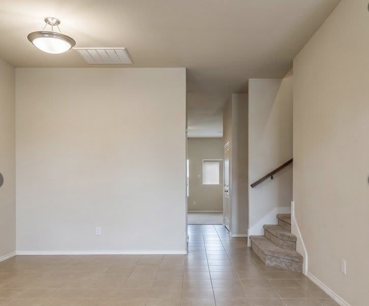 415 Harding – photo 2