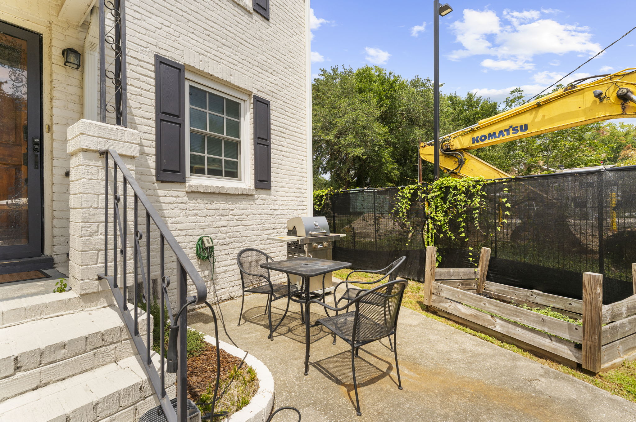 2230 Sunnyside Avenue – photo 2
