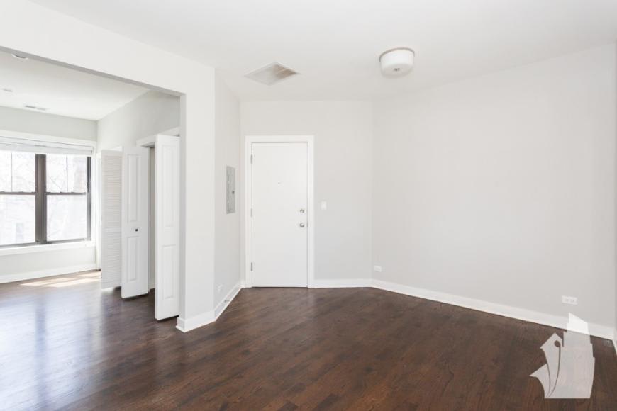 1604 W Belle Plaine Ave – photo 4