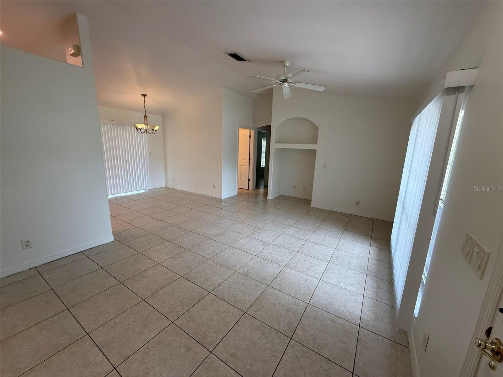 3305 CIRCLEVILLE Street – photo 2