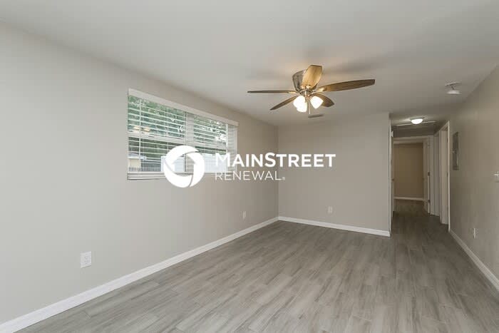 3201 East Diana Street – photo 2