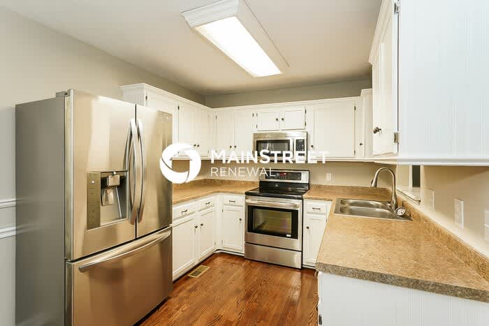 212 Riverpoint Court – photo 4