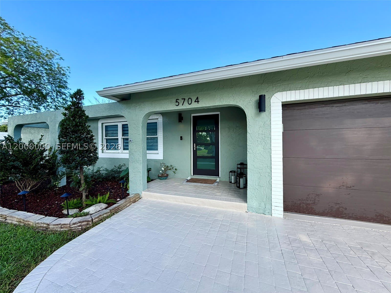 5704 SW 116th Ave – photo 4