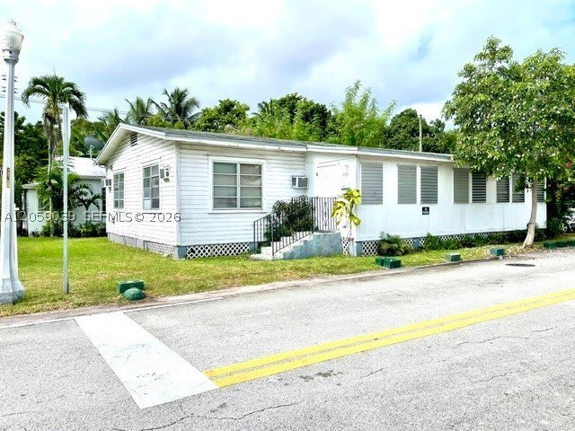 200 Florida Ave – photo 1