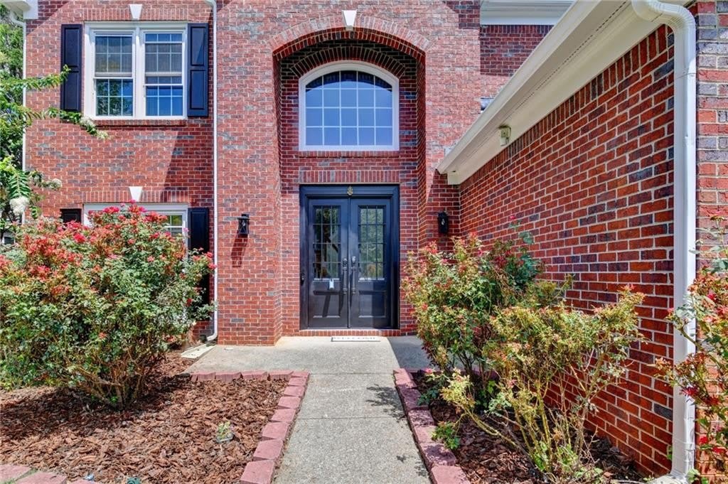 2835 Crestmont Court – photo 5