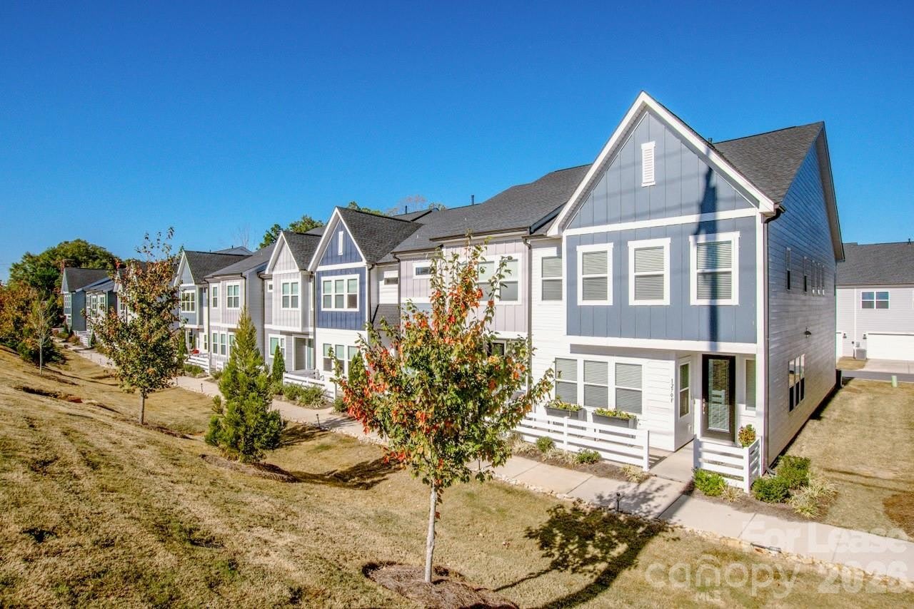 1270 Brawley School Road – photo 1