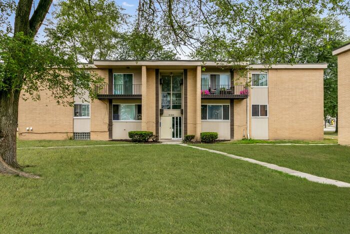 21860 Coolidge Highway – photo 2