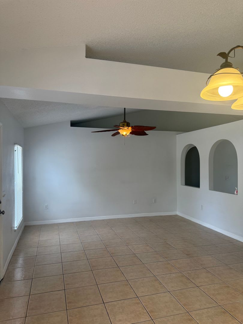 Single Family Home in Poinciana – photo 3