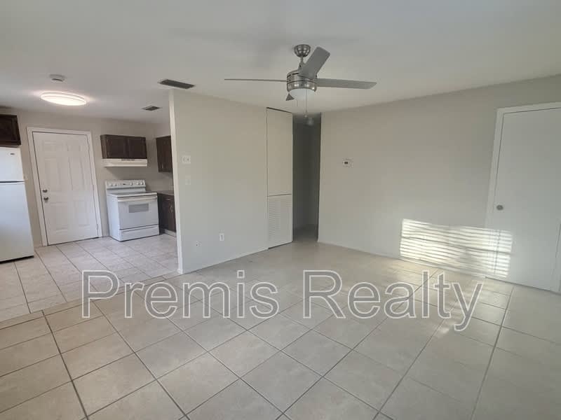 1356 Boylan Avenue A – photo 4