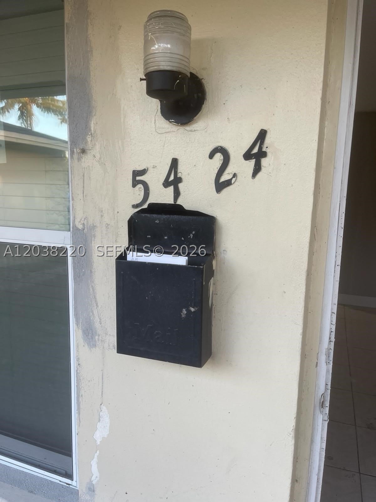 5424 NW 17th Ct – photo 2