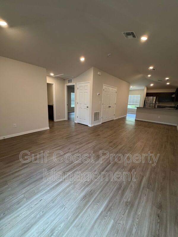 10162 Tramore Ave – photo 5