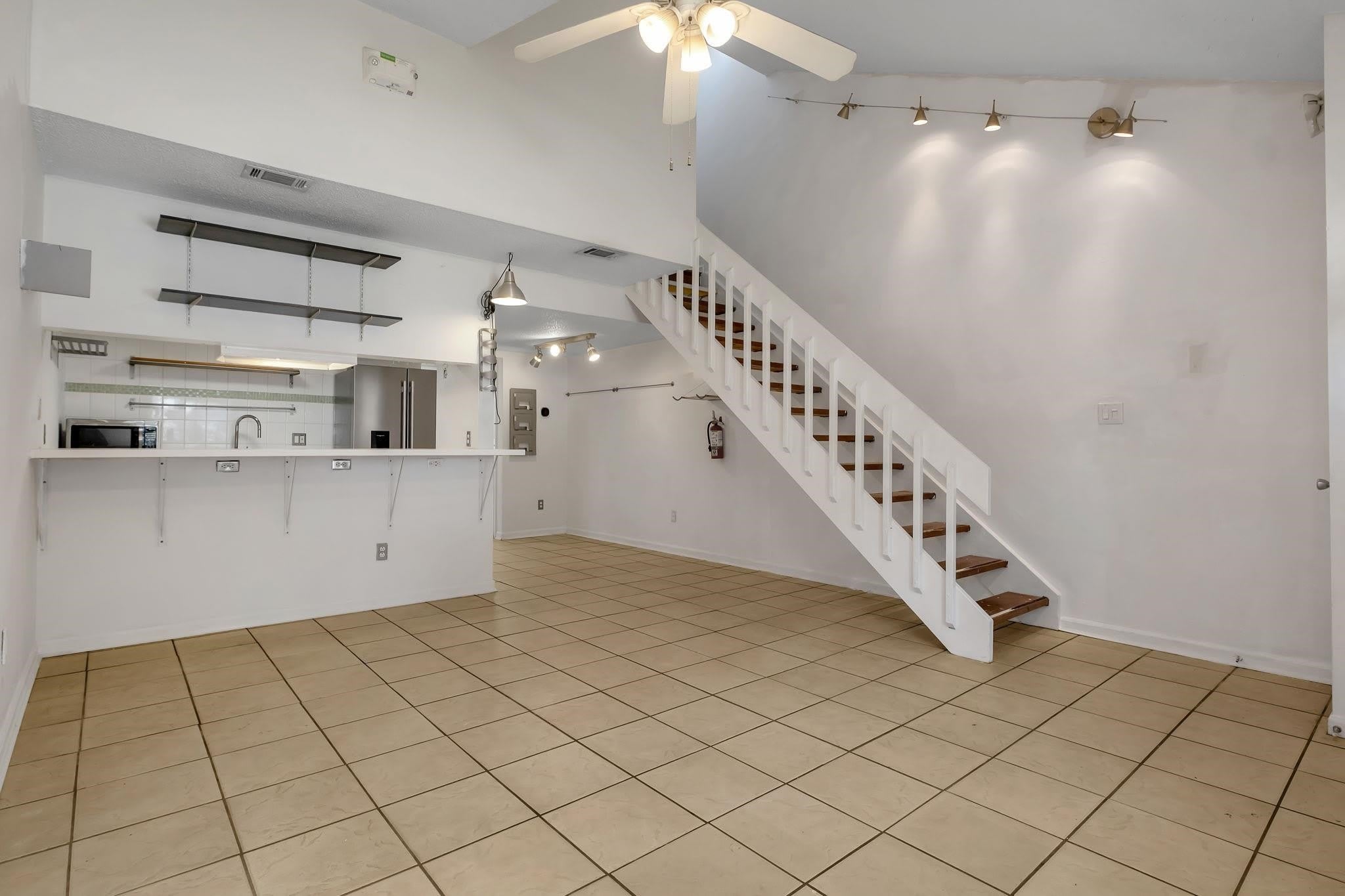2471 Talco Hills Drive – photo 4