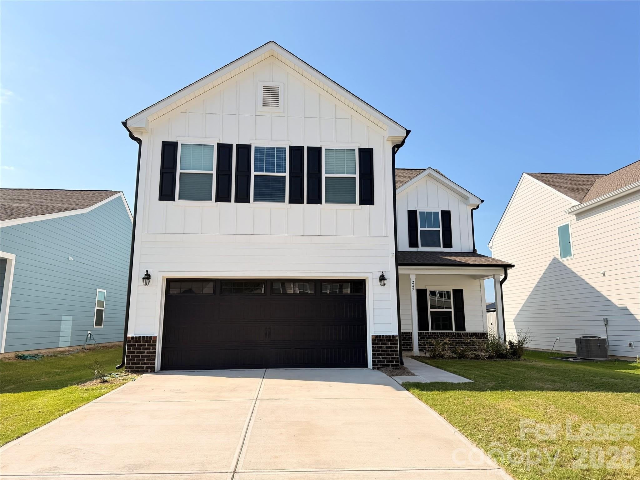 242 Redondo Drive – photo 1