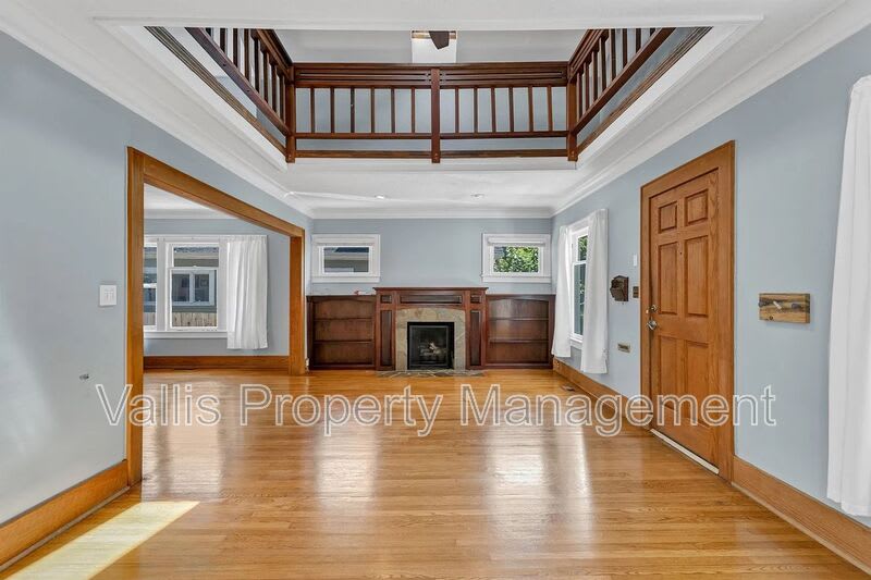 960 5th Street Northeast – photo 2