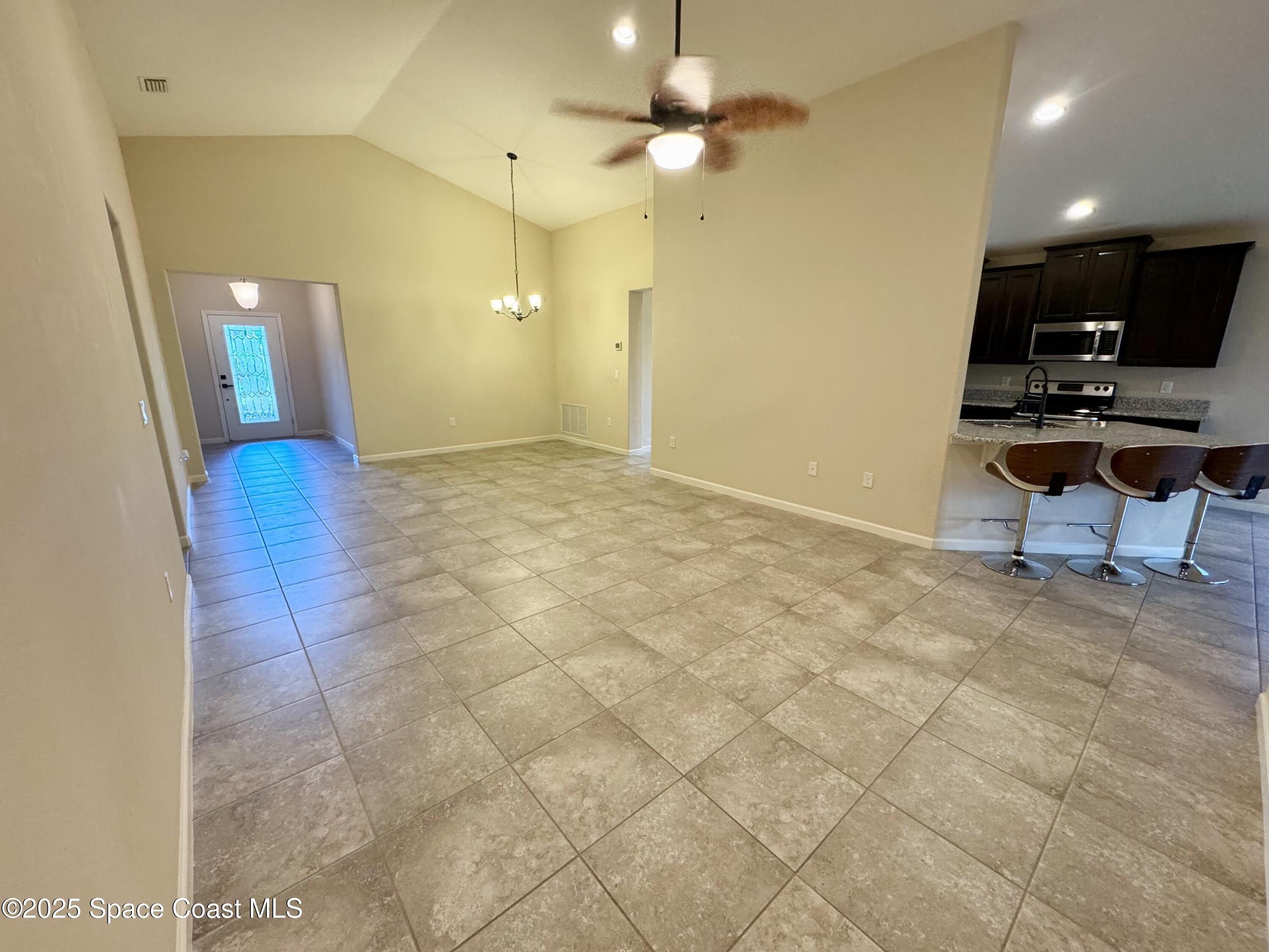 590 Trymore Drive SE – photo 2