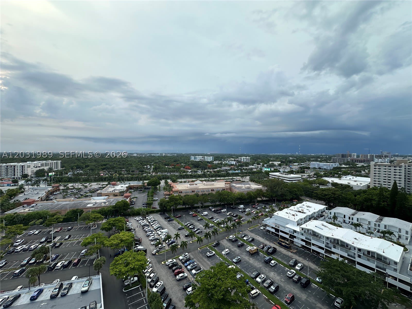 18051 Biscayne Blvd – photo 4