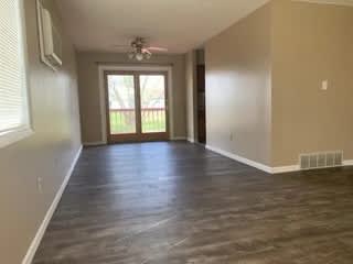 400 Deerfield Court – photo 4
