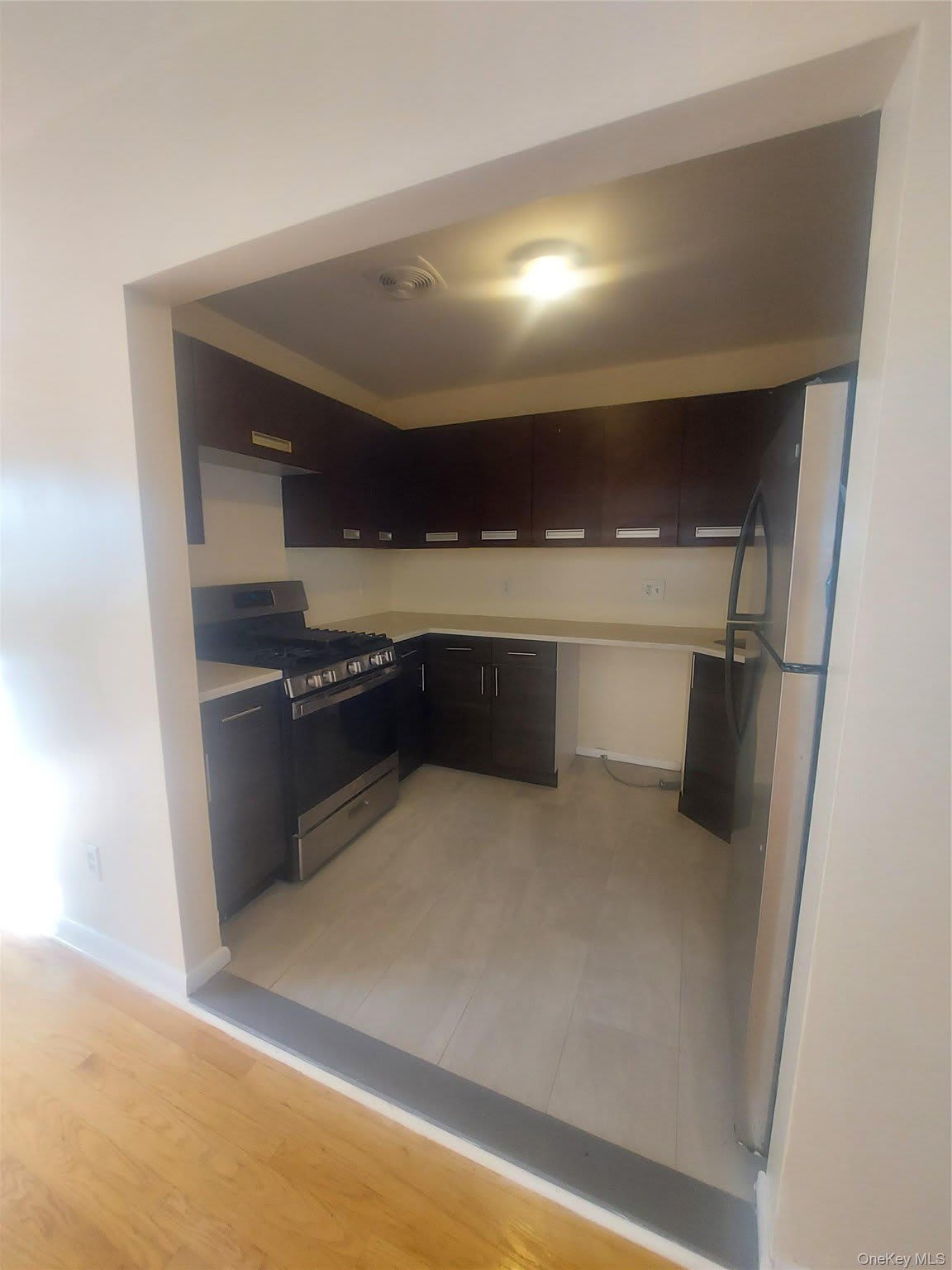 1123 Schenectady Avenue – photo 5