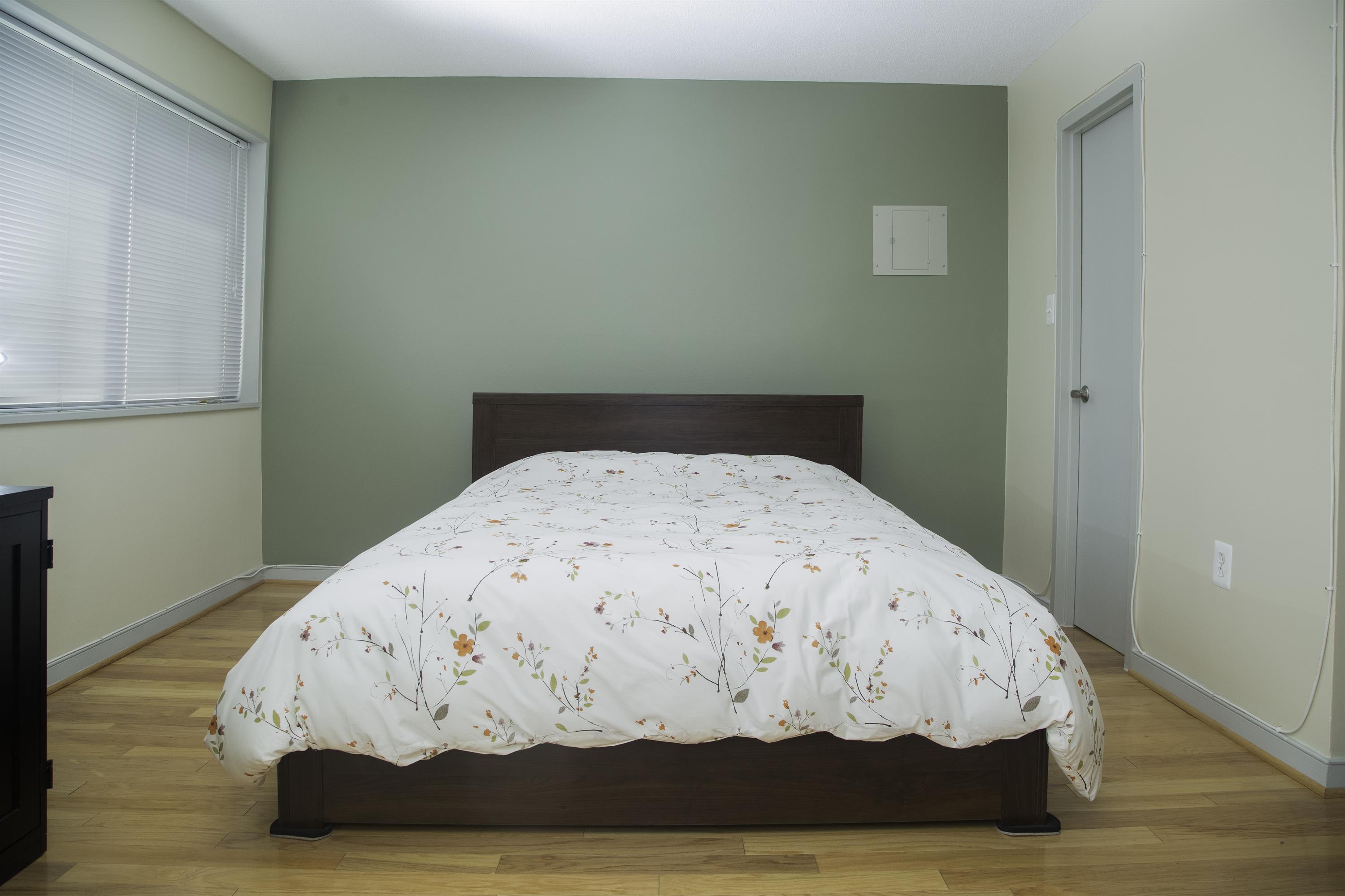 7333 New Hampshire Avenue – photo 4