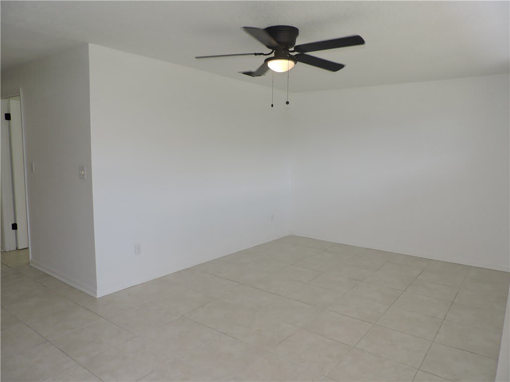 8520 US Highway 1 – photo 4
