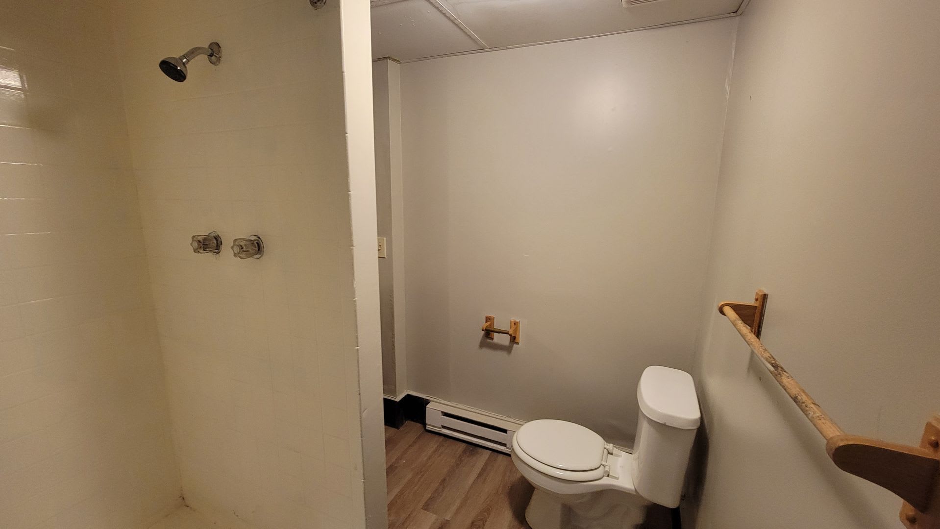 551 Allyn St – photo 5