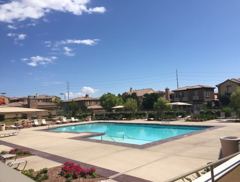 Stunning upgrades make this a perfect home for you! – photo 3