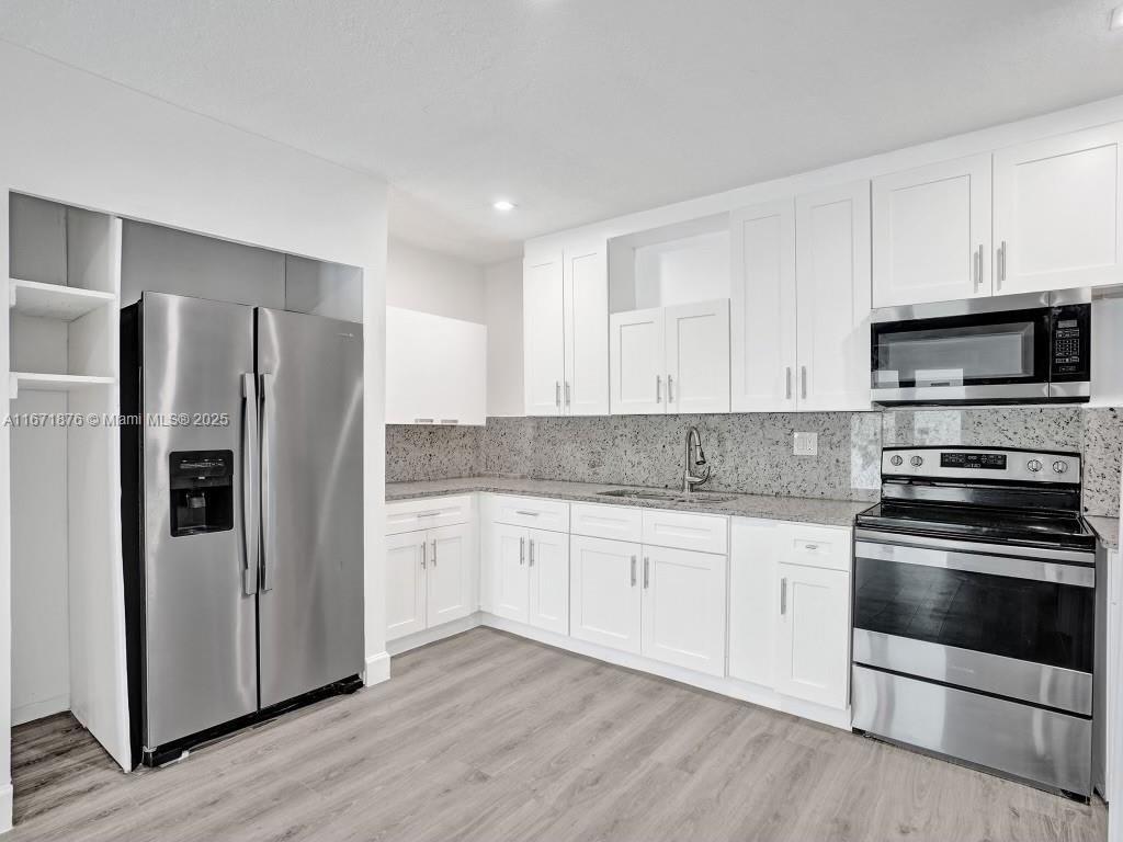 7031 Northwest 20th Street – photo 2