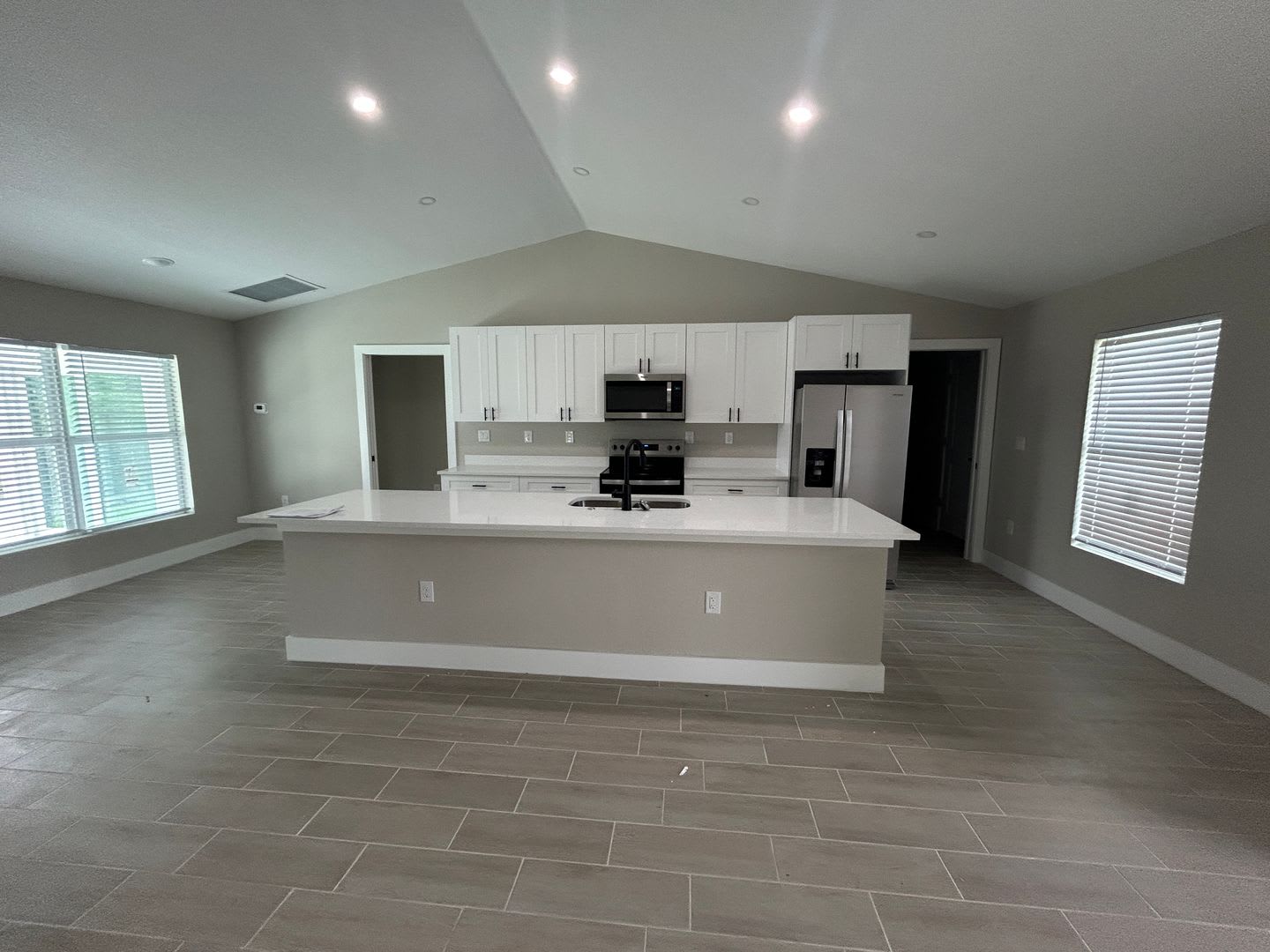 New construction 4/3 off Gator Circle – photo 3