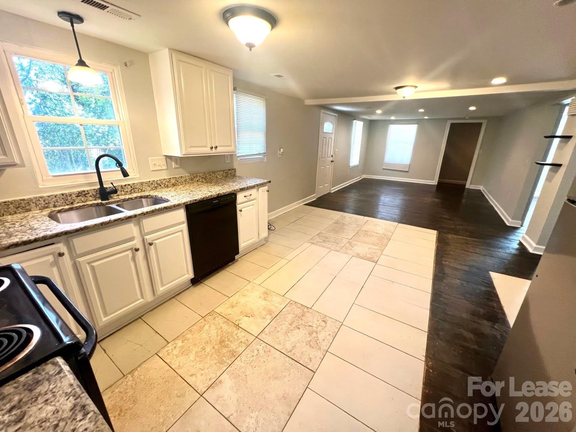 922 Ambassador Street – photo 3