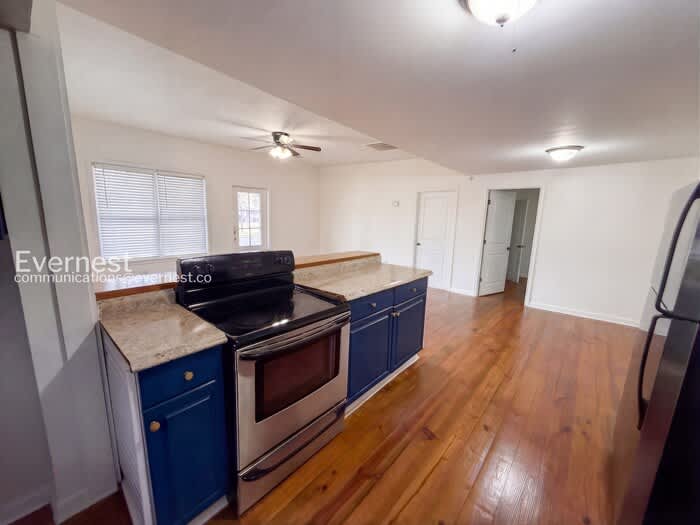 506 Alpha Street South – photo 4