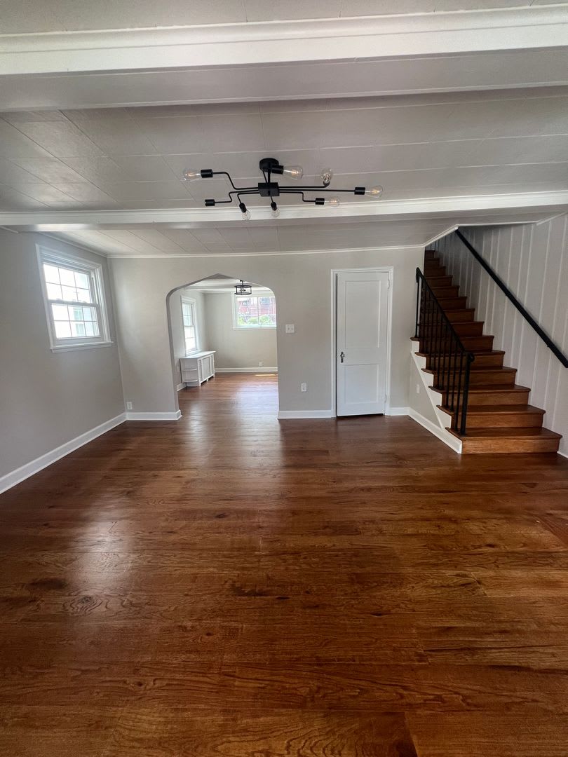 Charming Renovated Mount Penn 3 BR For Immediate Move In – photo 3