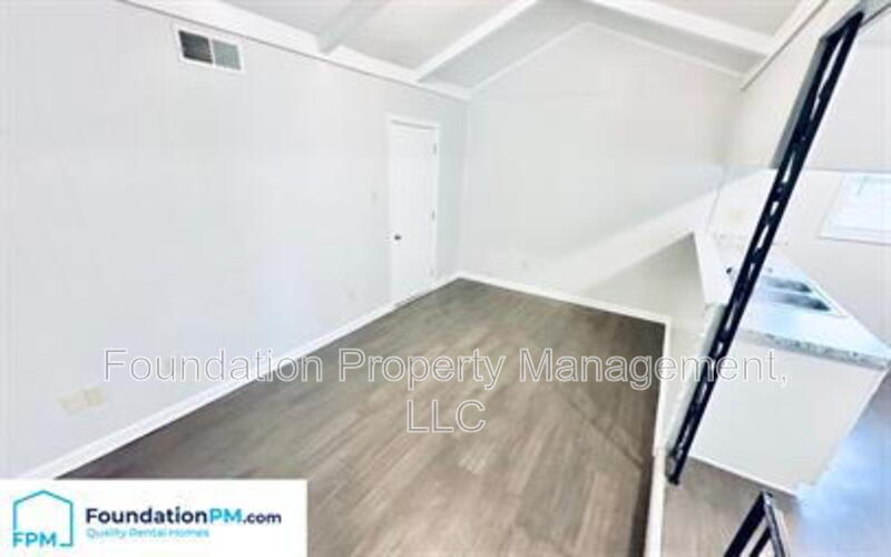 4023 Haliburton Street – photo 4