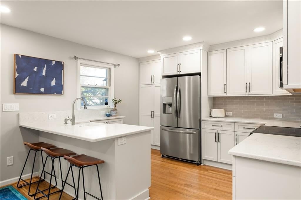 811 Whelchel Drive – photo 3