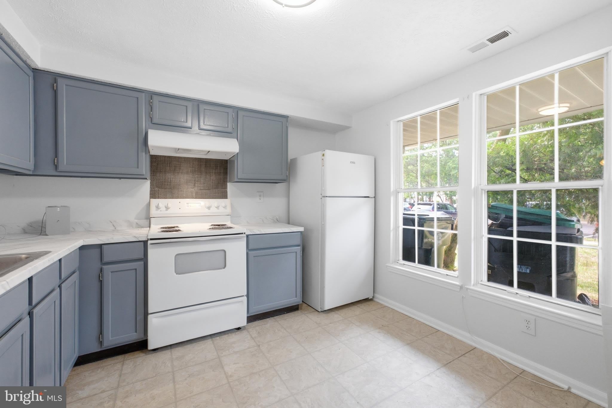 217 VISTA Court – photo 3