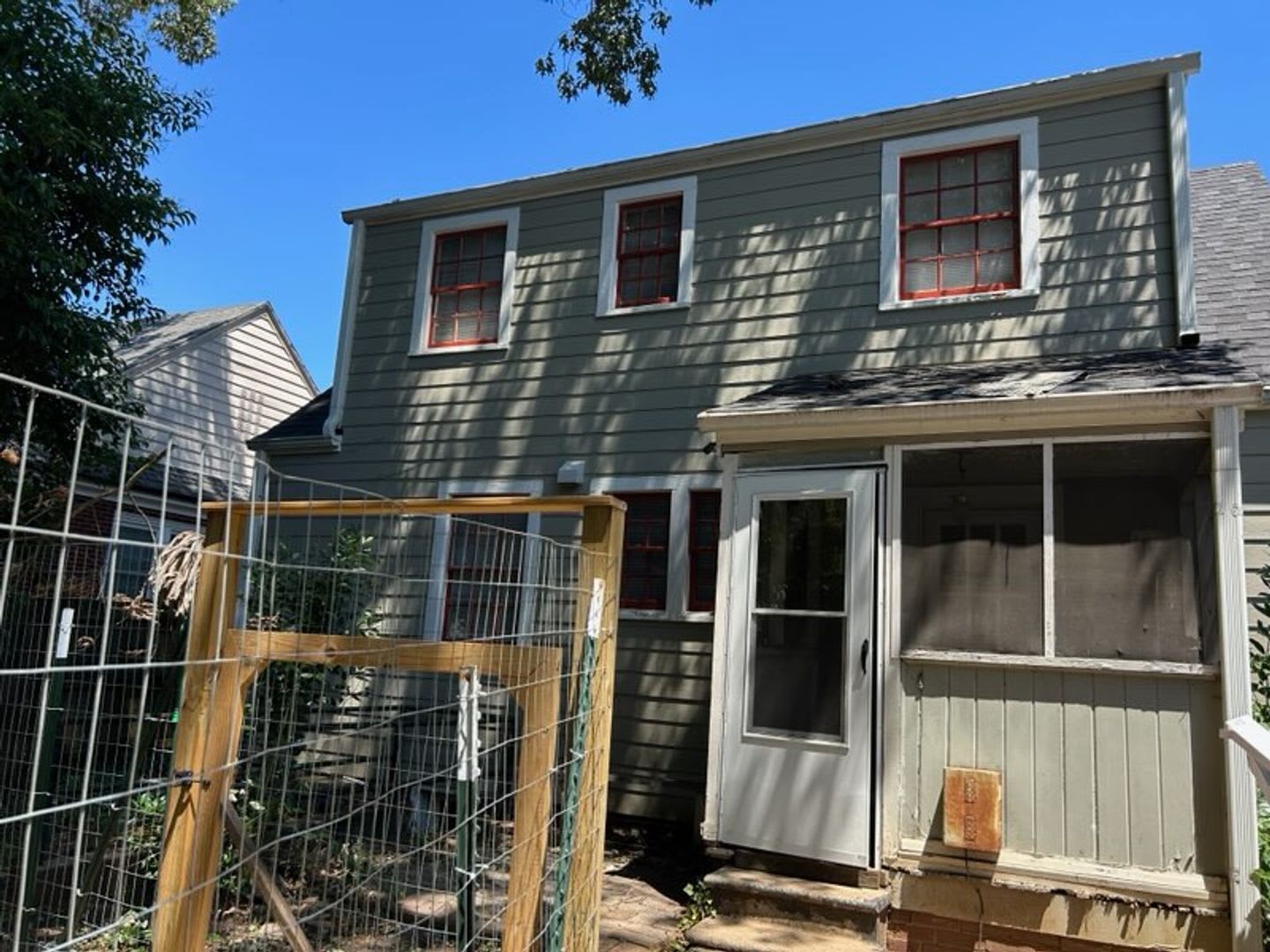 Charming 3BR/2BA Ardmore home! Walking distance to WFUBMC – photo 2