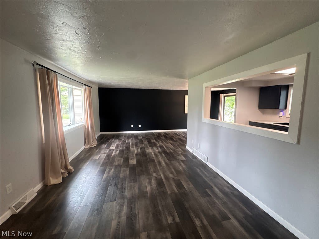 4173 Cambridge Avenue – photo 3